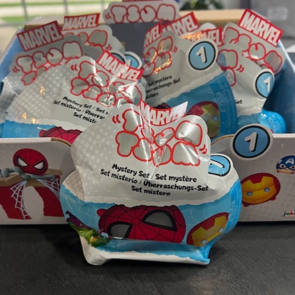 NEW 6 Never Opened Marvel TSUM TSUM Mystery Set #1. Qty 6